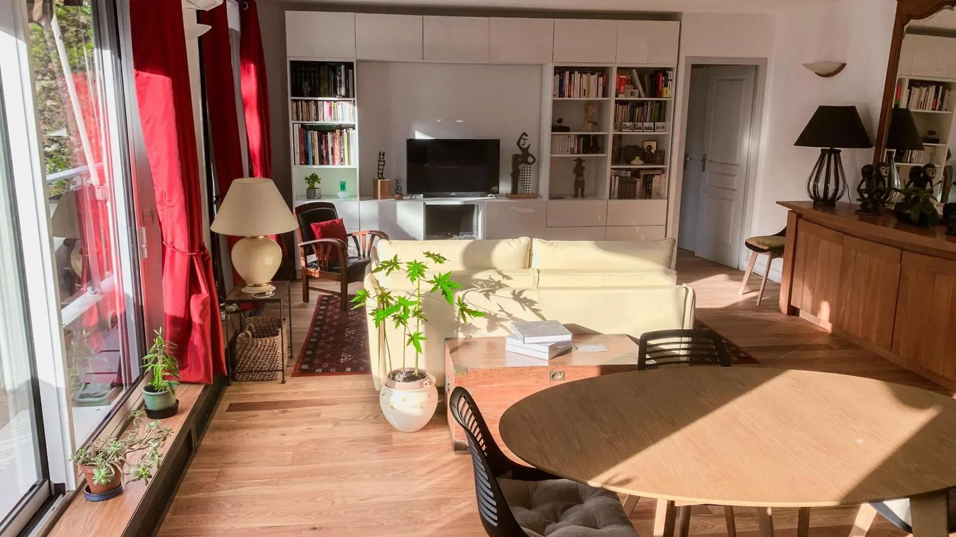 Paris-Daumesnil - Grand 2 Pieces 4 Etoiles De Charme Sur Jardin - 61M2, Pour 4P - Large 4 Star Charming 1 Bedroom Apt For 4 With Ac 0*, Paris
