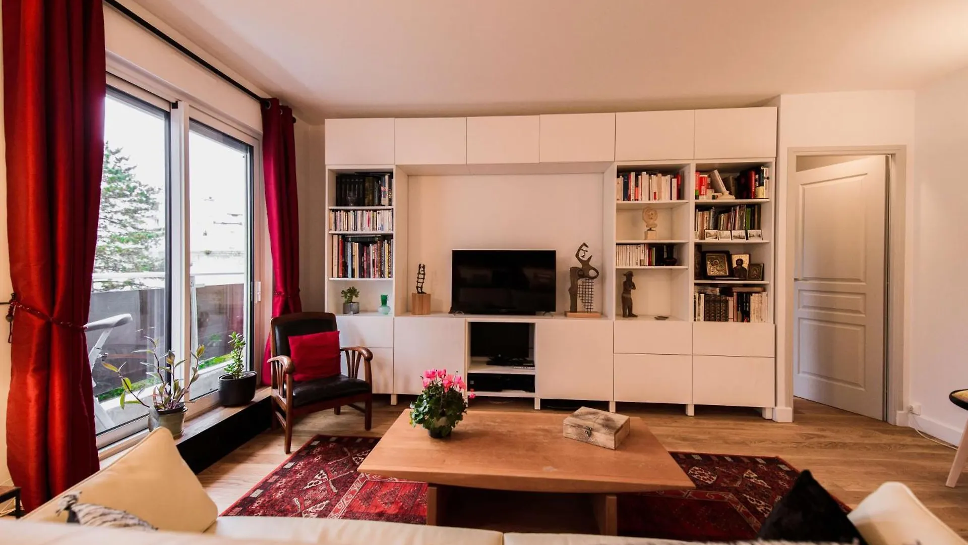Apartment Paris-Daumesnil - Grand 2 Pieces 4 Etoiles De Charme Sur Jardin - 61M2, Pour 4P - Large 4 Star Charming 1 Bedroom Apt For 4 With Ac